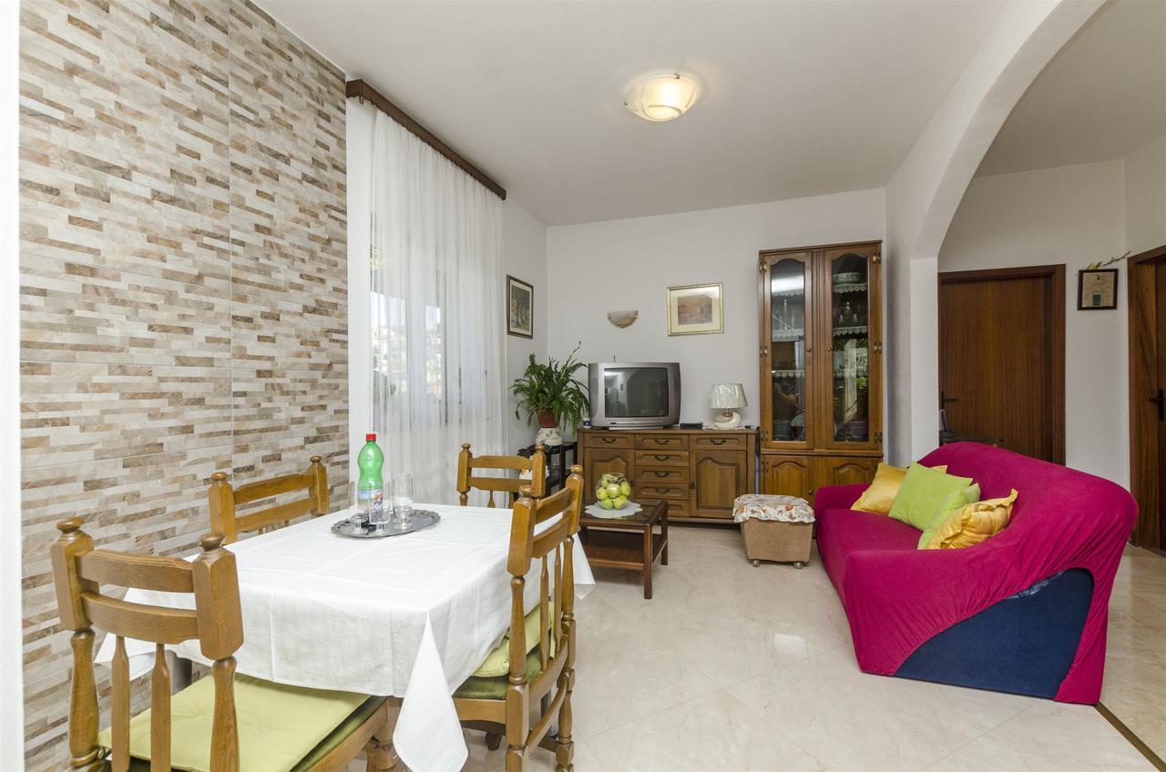 House Fanita Villa Splitska Kültér fotó